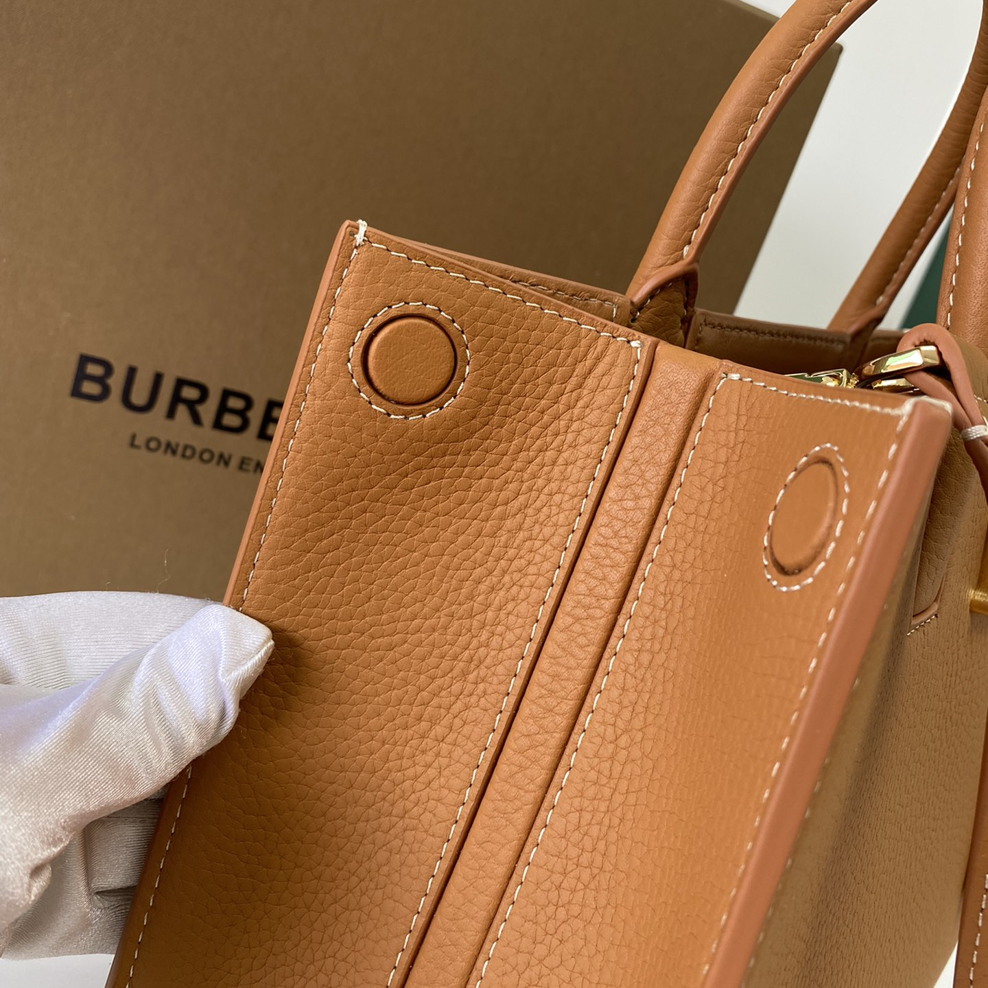 Burberry-Italian tanned grain leather tote bag