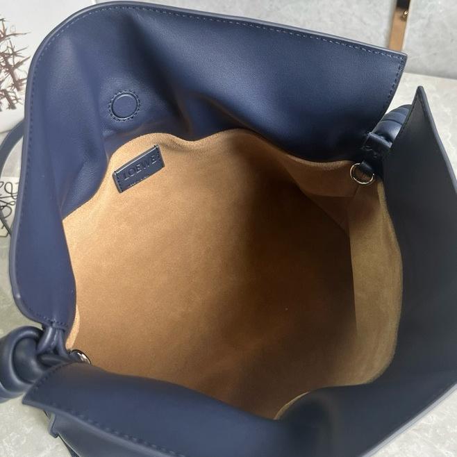 LOEWE-Flamenco Drawstring Lucky Bag Hand-held Bag