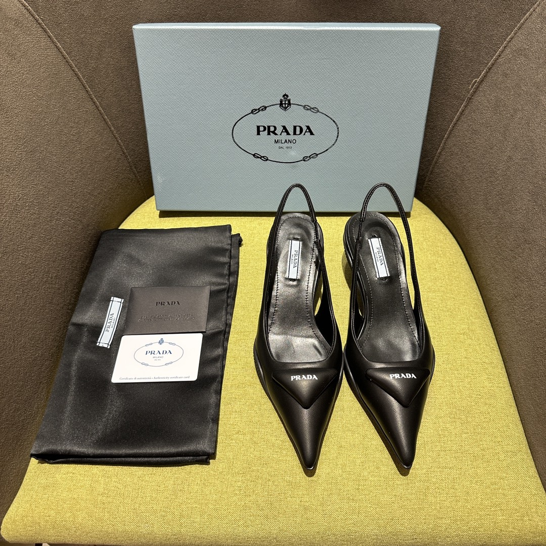Prada-Sharp pointed cat shoes