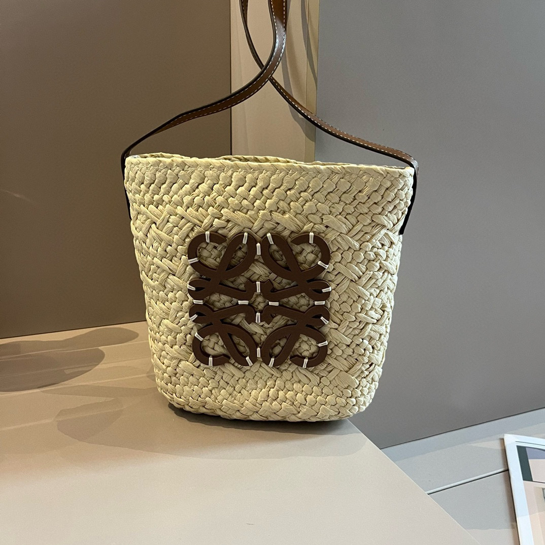 LOEWE-Summer Straw Bags