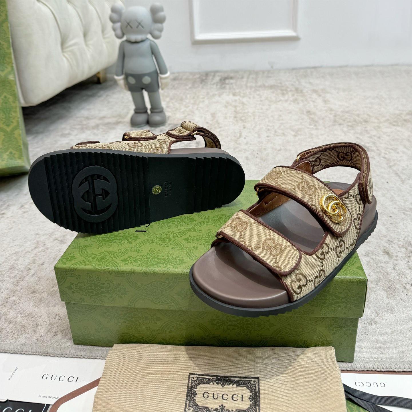 GUCCI-Two Velcro Flat Sandals