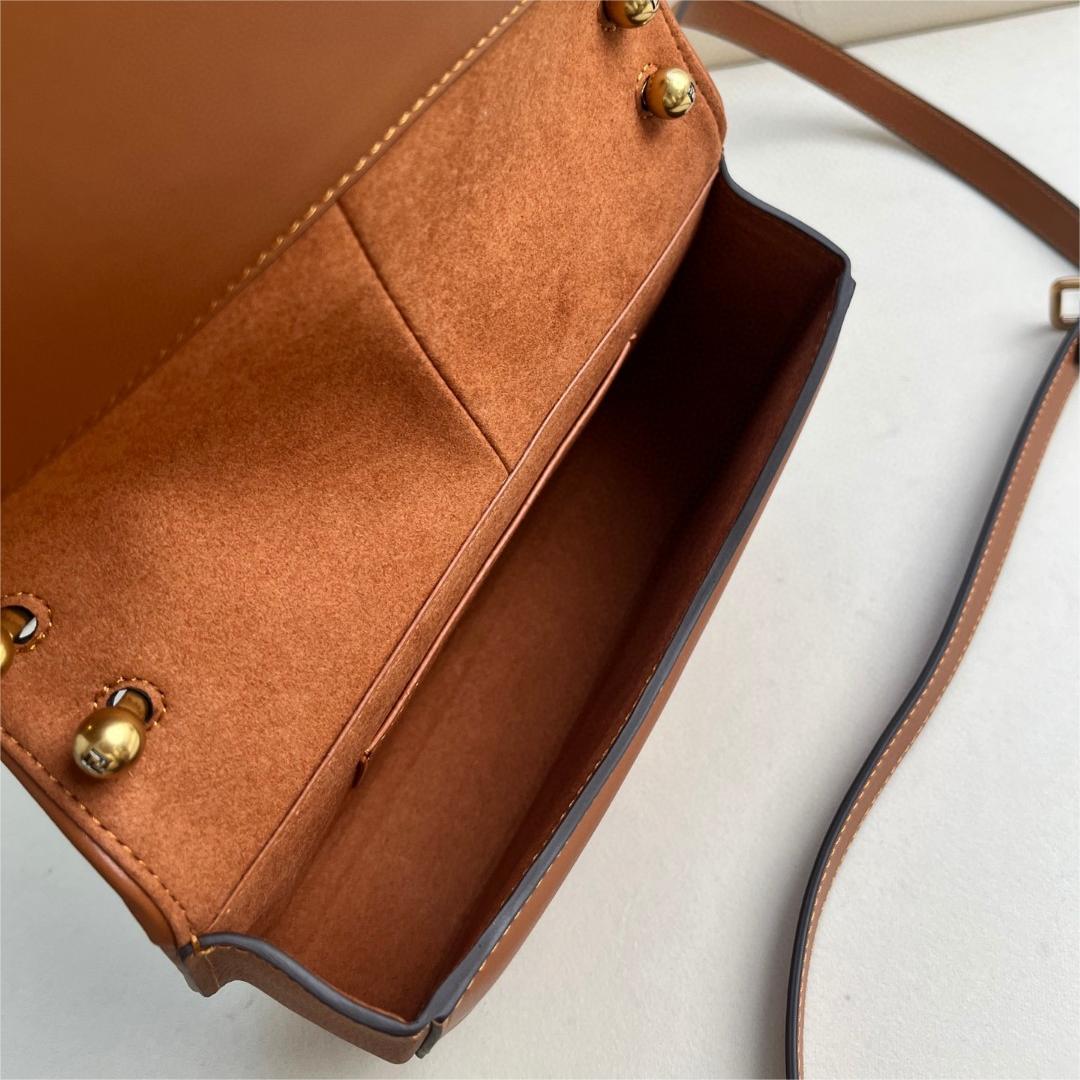 FENDI-CMON Medium Handbag