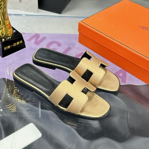 HERMES-Classic Flat Bottomed H Beach Sandals