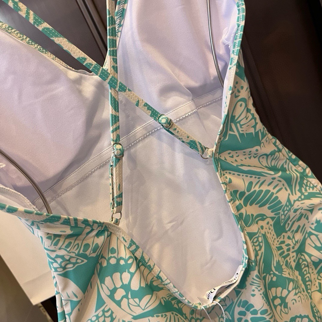 Dior-Bikini