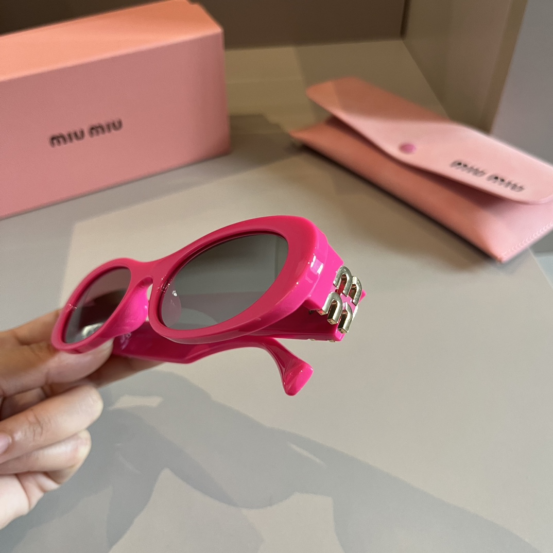 MIUMIU-Sweet Cool Style Cat Eye Sunglasses