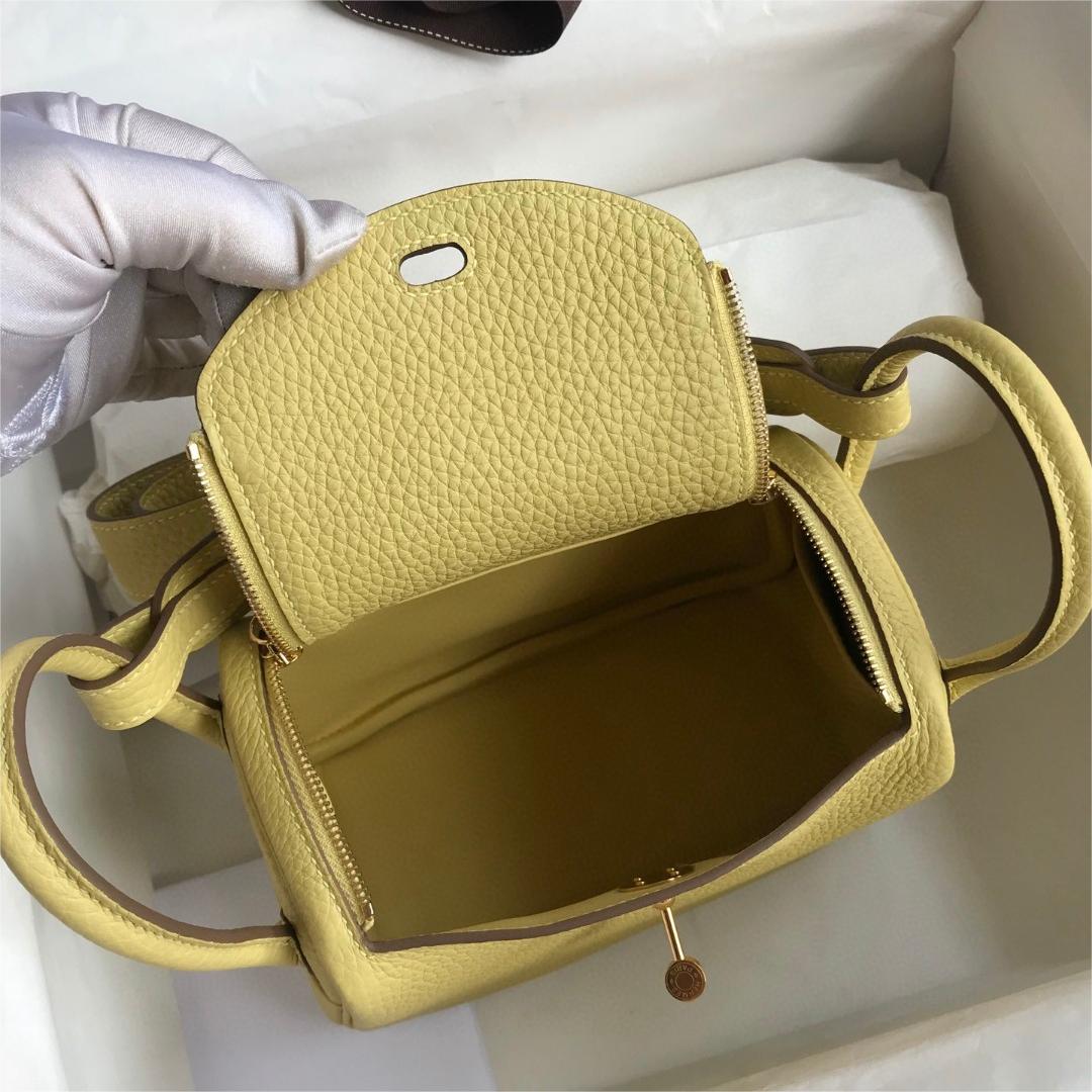 Hermes-Mini Lindy 19cm Hand sewn Imported Taurillon Clemence Leather Chicken Golden Buckle