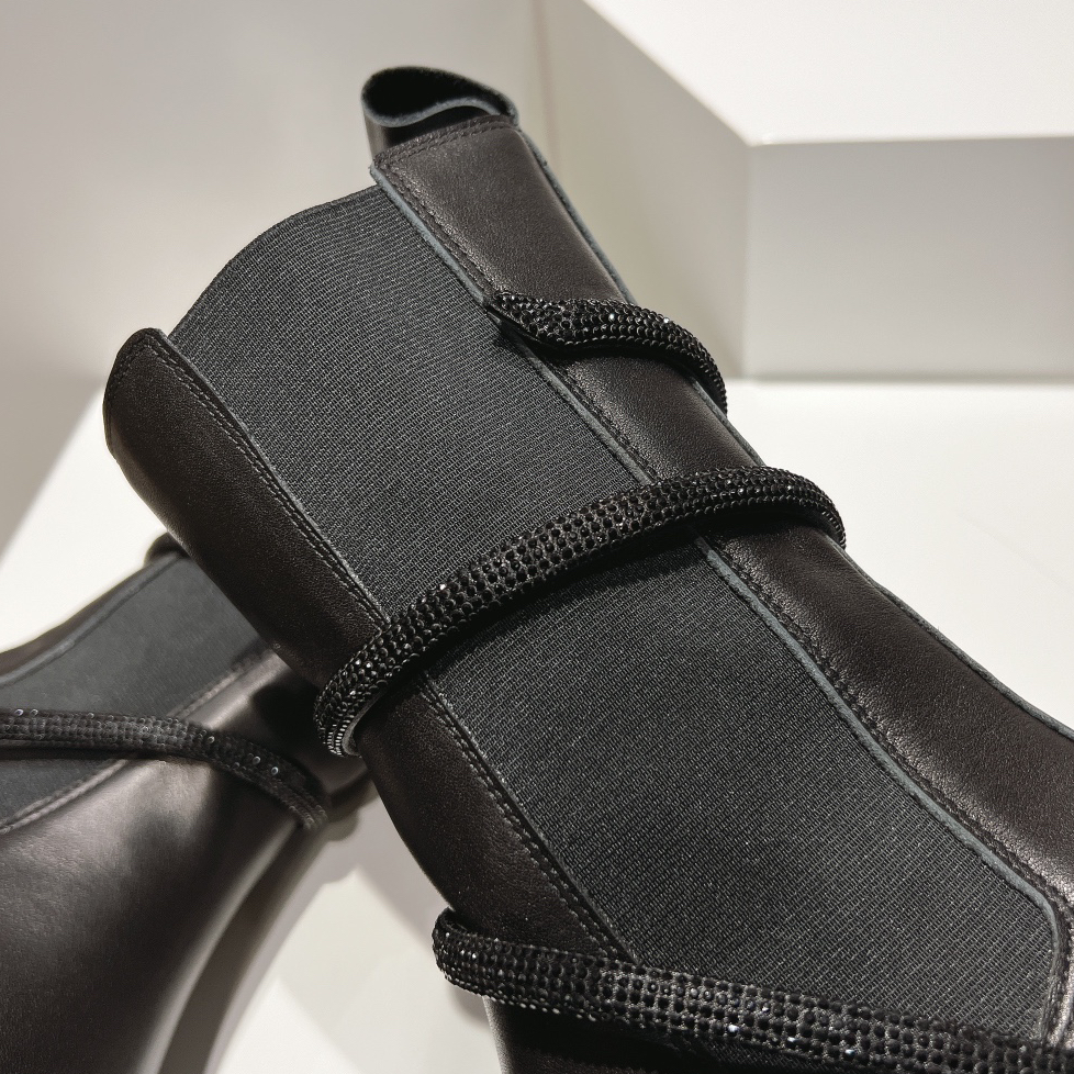 RENE CAOVILLA- Leather Chelsea Boots