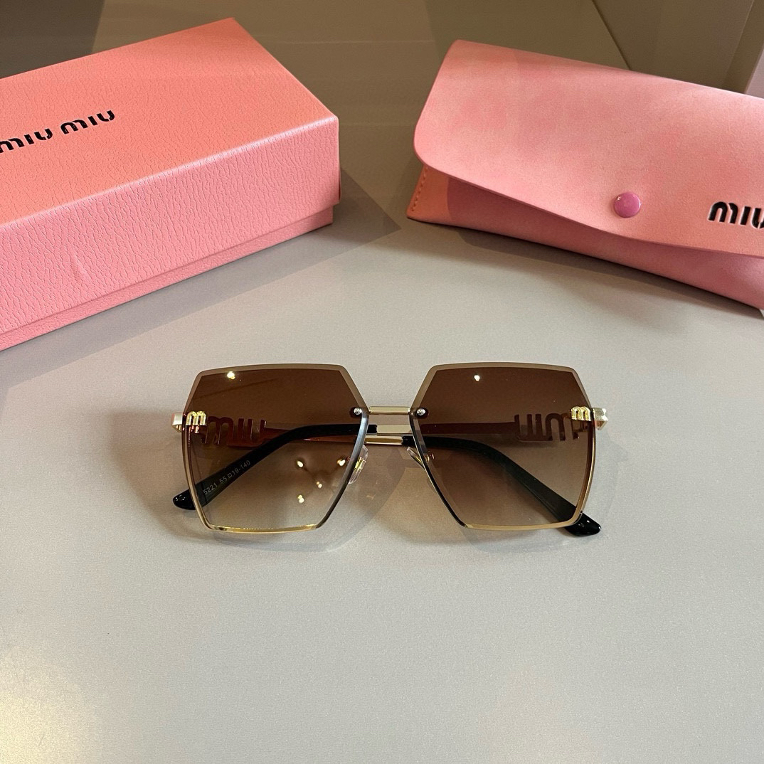 MiuMiu-2024 New Side Gold Logo Large Box Sunglasses