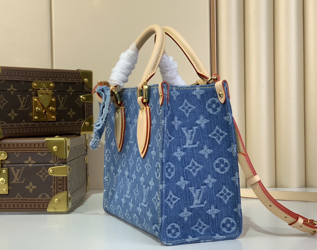 LOUIS VUITTON - LV ONTHEGO PM Blue denim Shoulder Crossbody Handbag blue