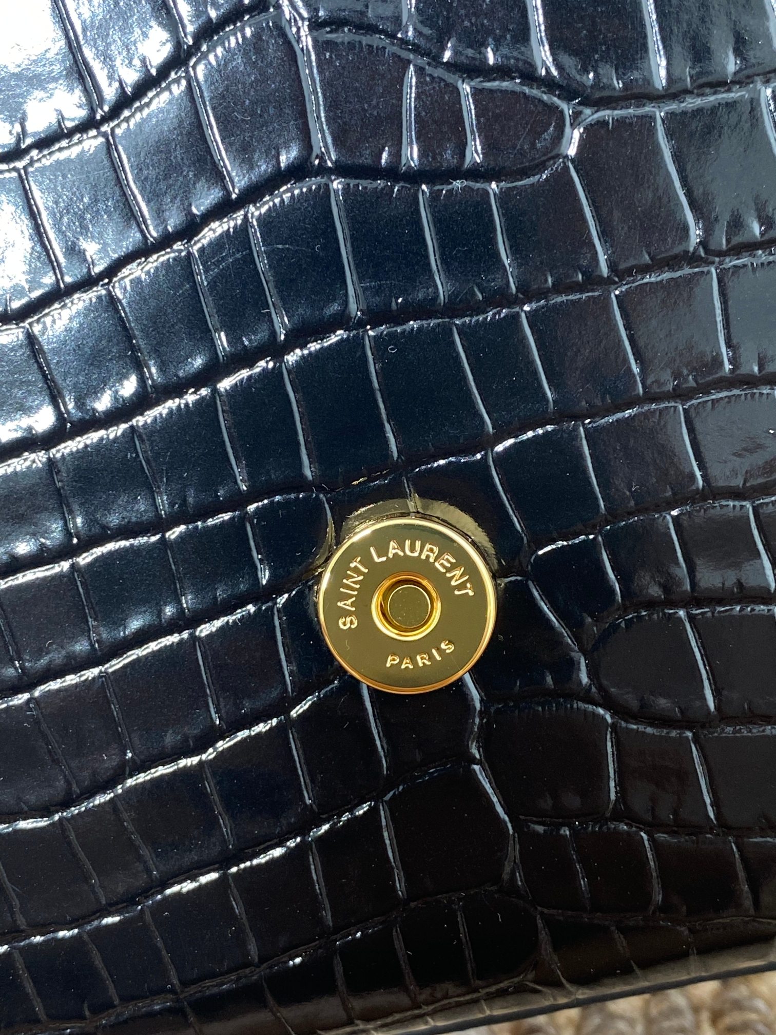 SAINT LAURENT - YSL KATE Silver/Gold Label Logo Crocodile Pattern Leather Shoulder Crossbody Bag Black