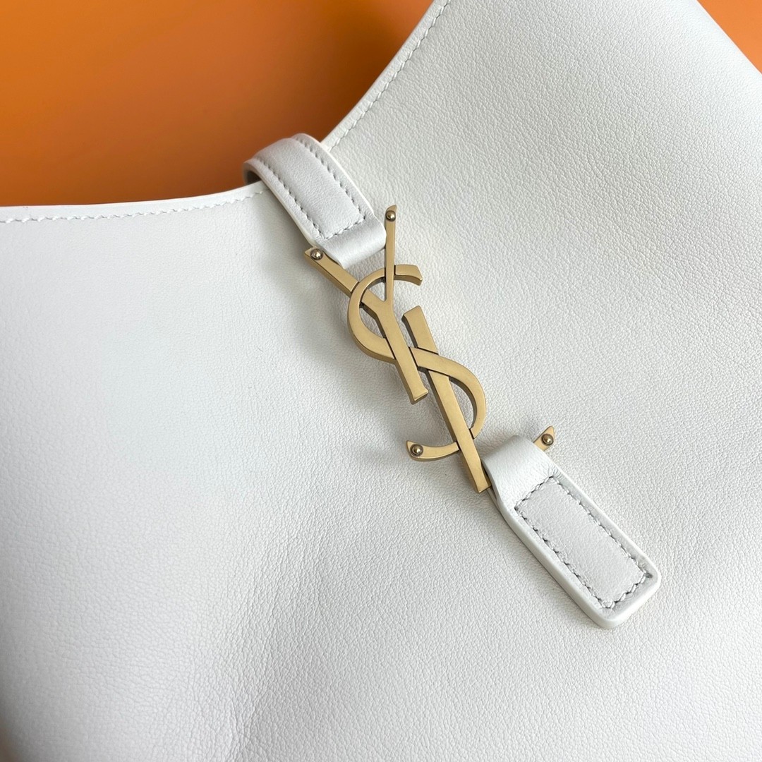 YSL-Le5A7 Underarm Bag