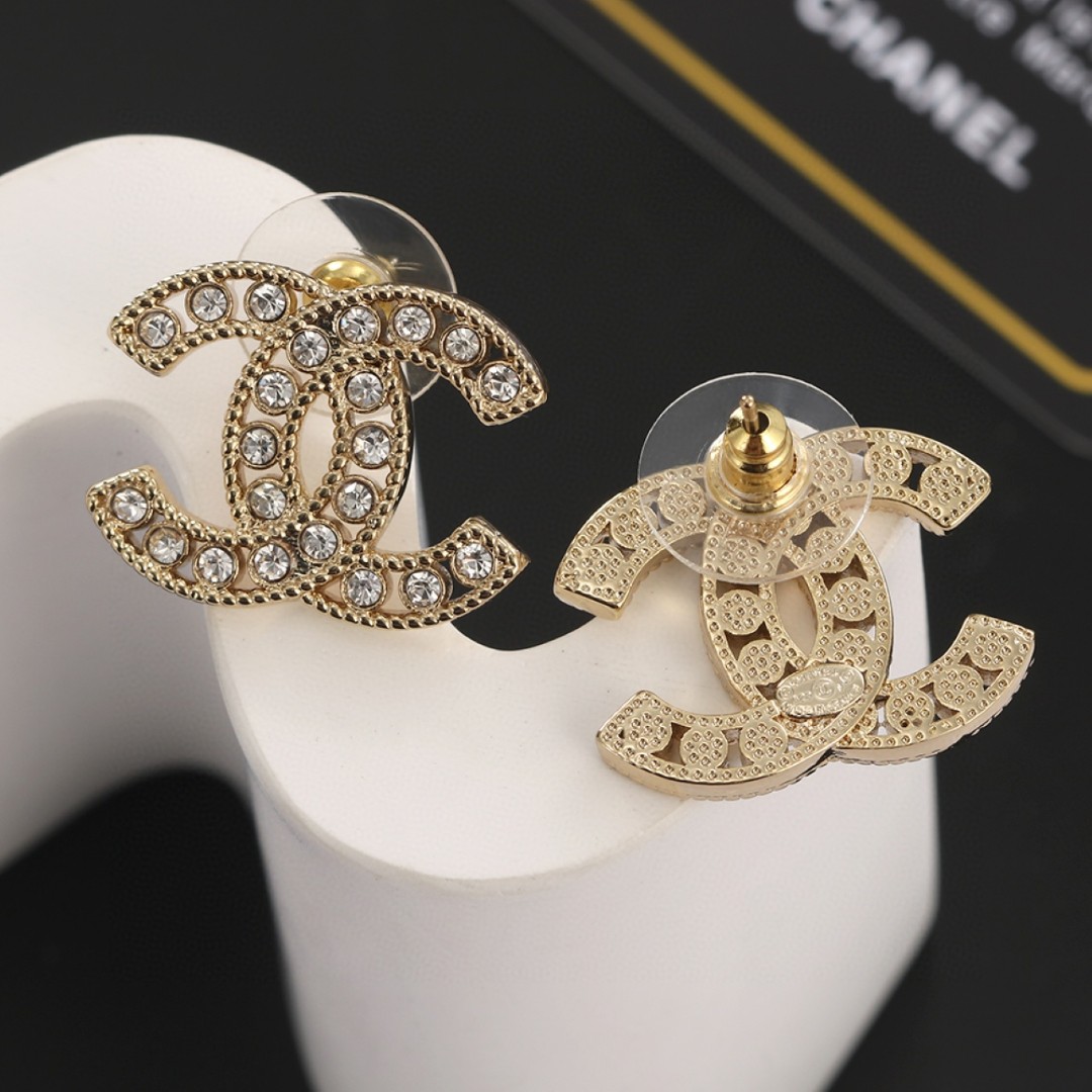 Chanel-Golden earrings
