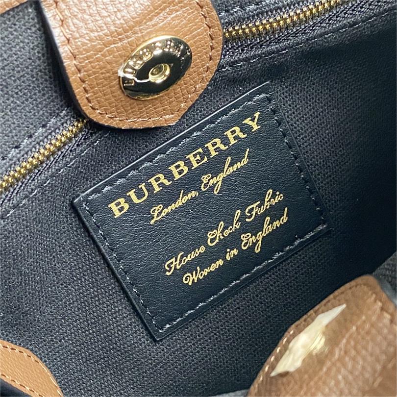 Burberry-The Banner Banner handbag