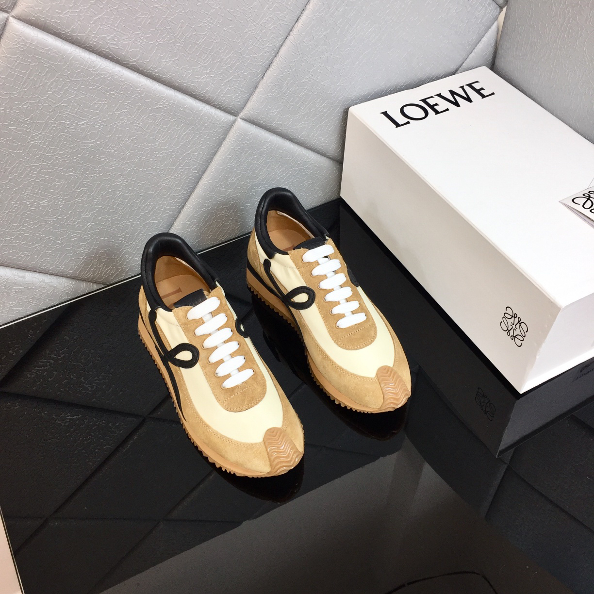 LOEWE-De Xun Shoes