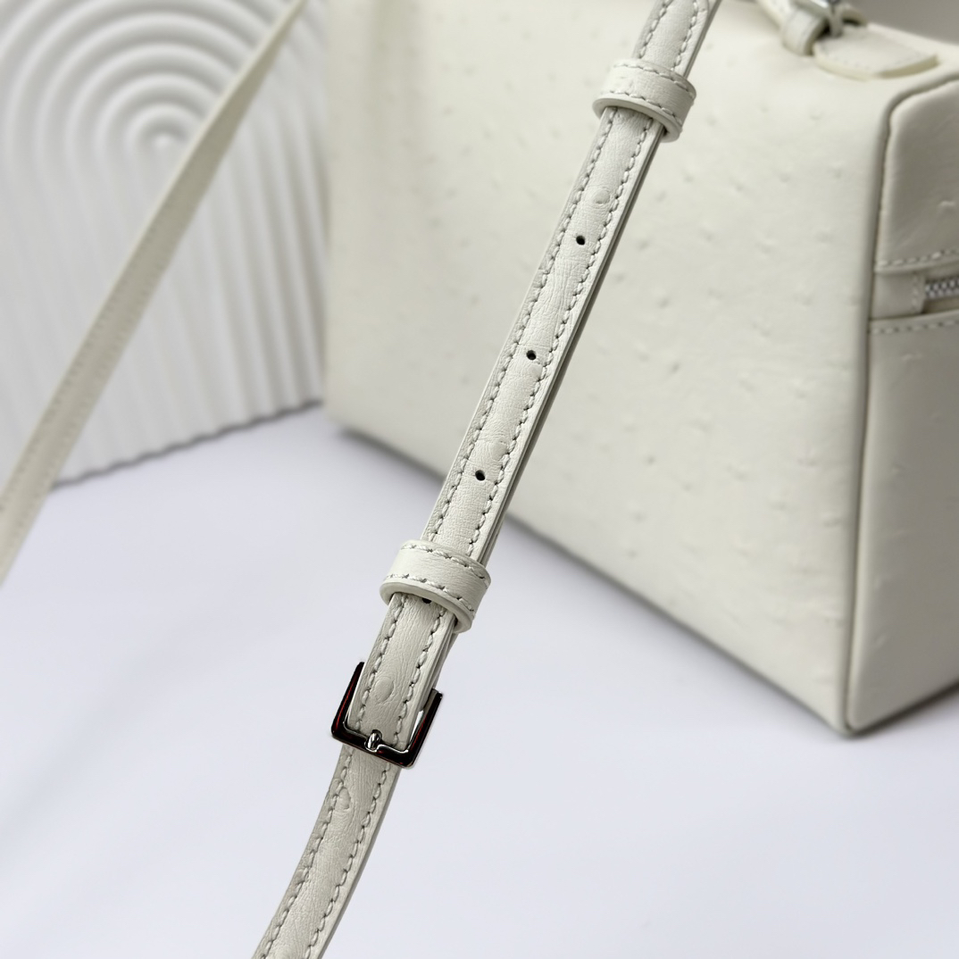 Loro piana extra pocket l27