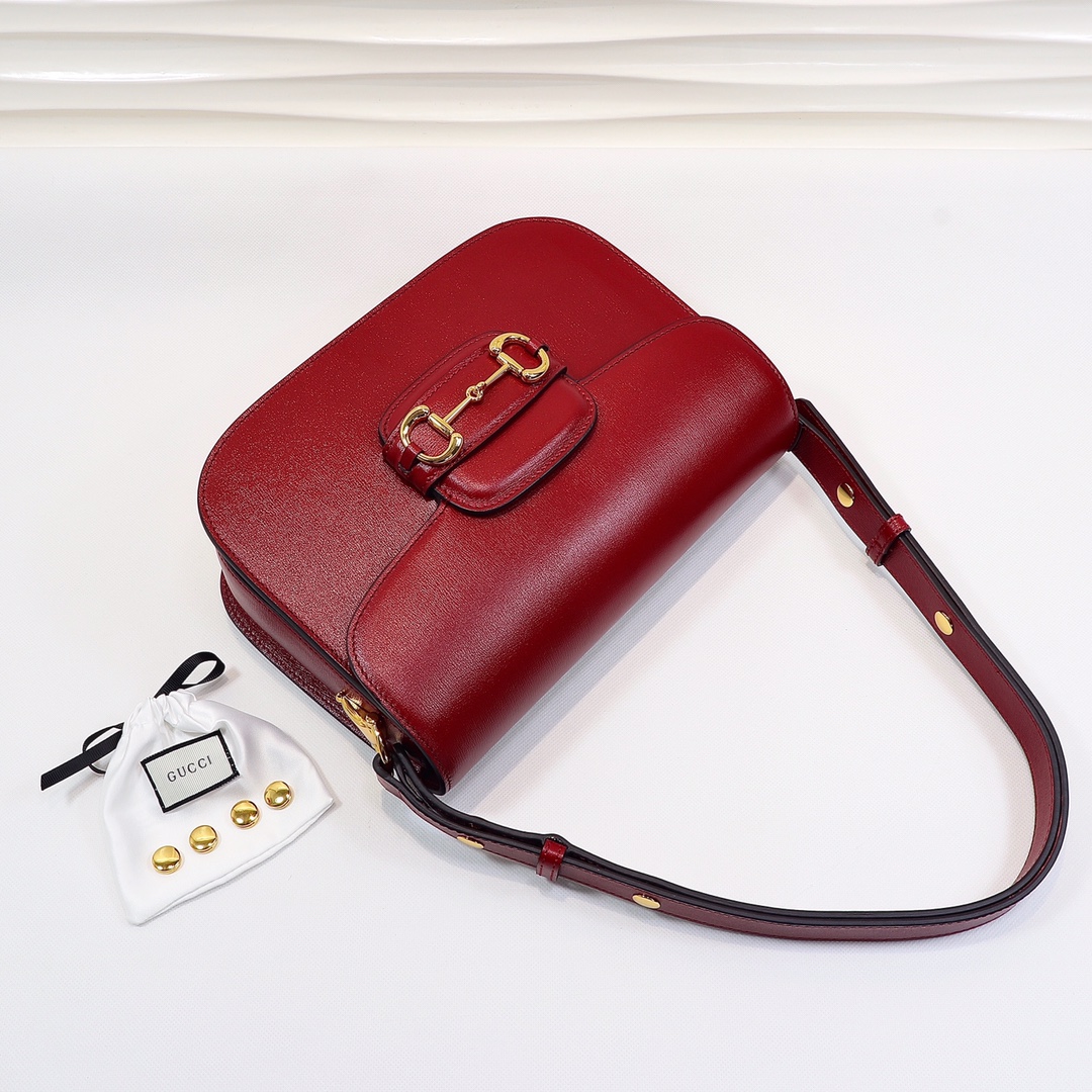 Gucci-Horsebit 1955 Saddle Bag in Red