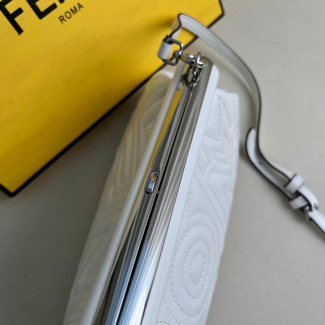 FENDI-𝐅𝐢𝐫𝐬𝐭