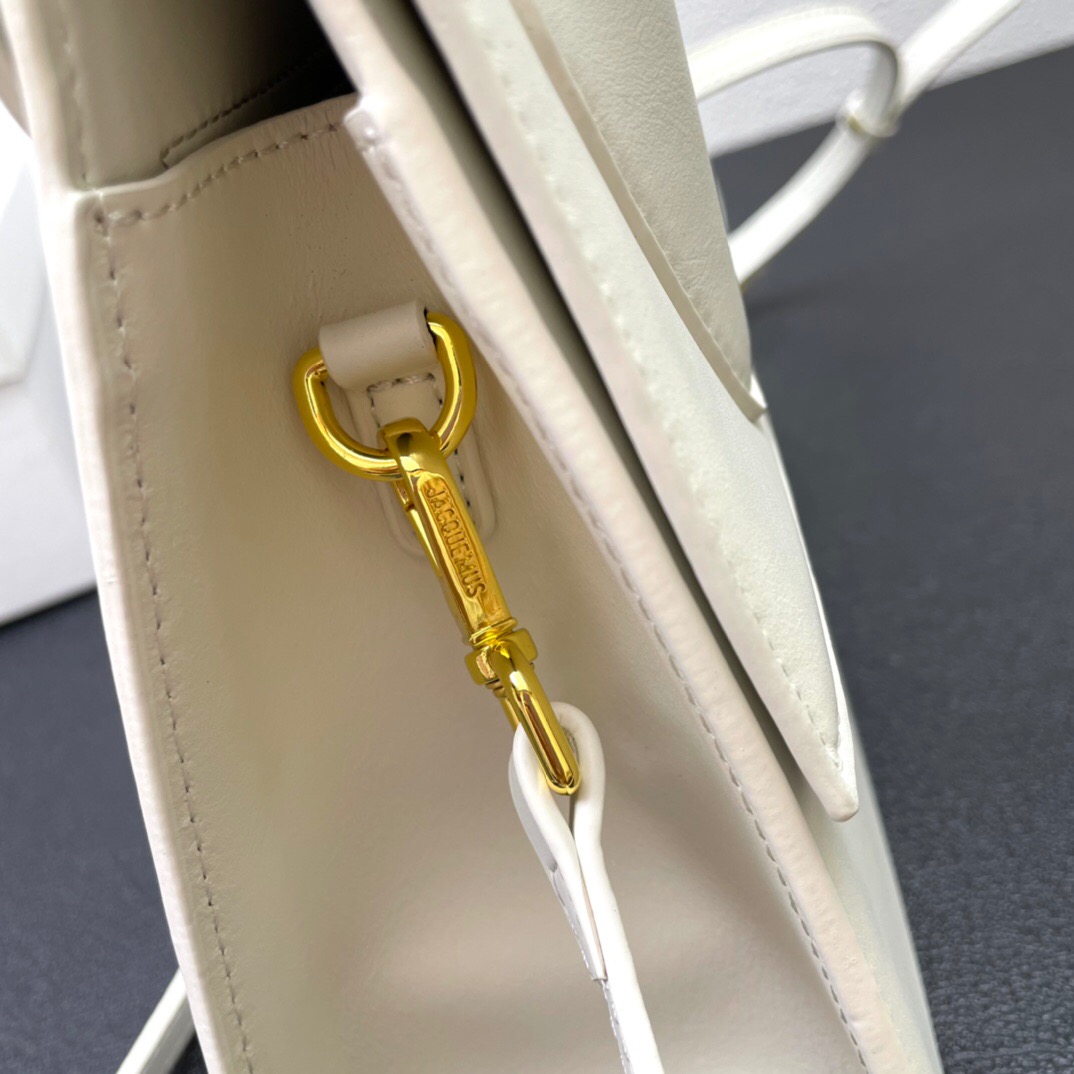 Jacquemus-le Grand Chiquito Large Handheld Mouth Red Envelope