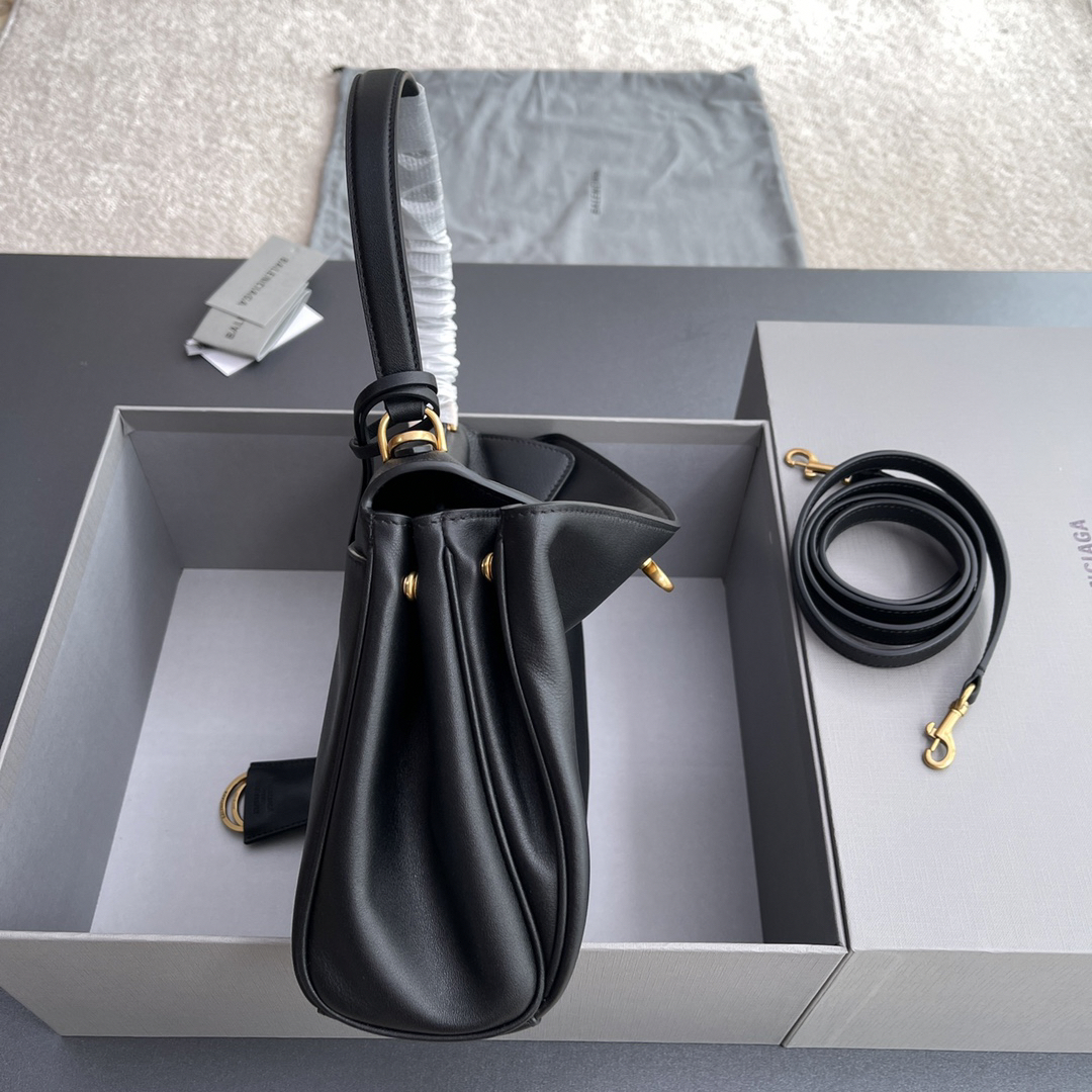 Balenciaga-rodeo bag