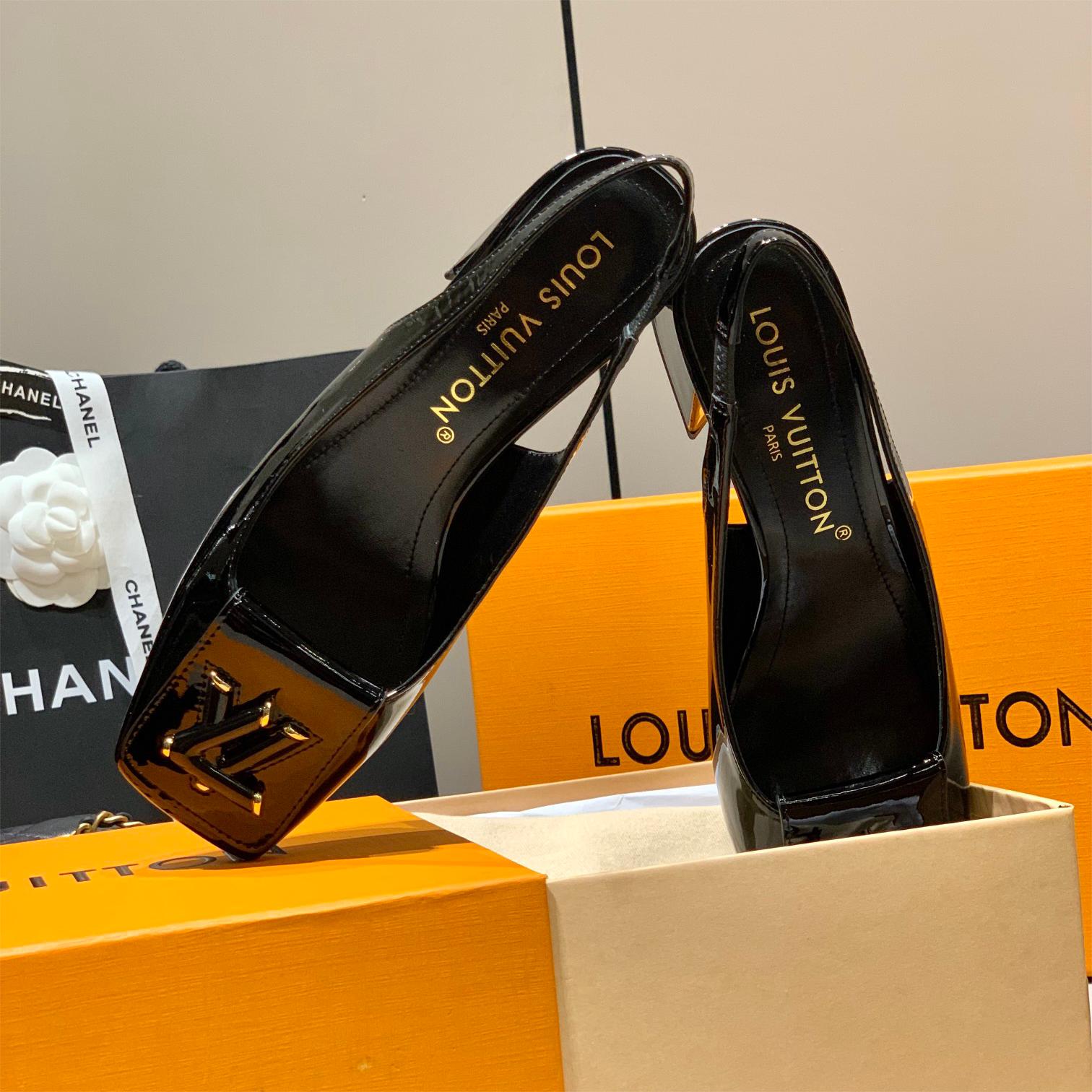 LV-Thick letters followed by