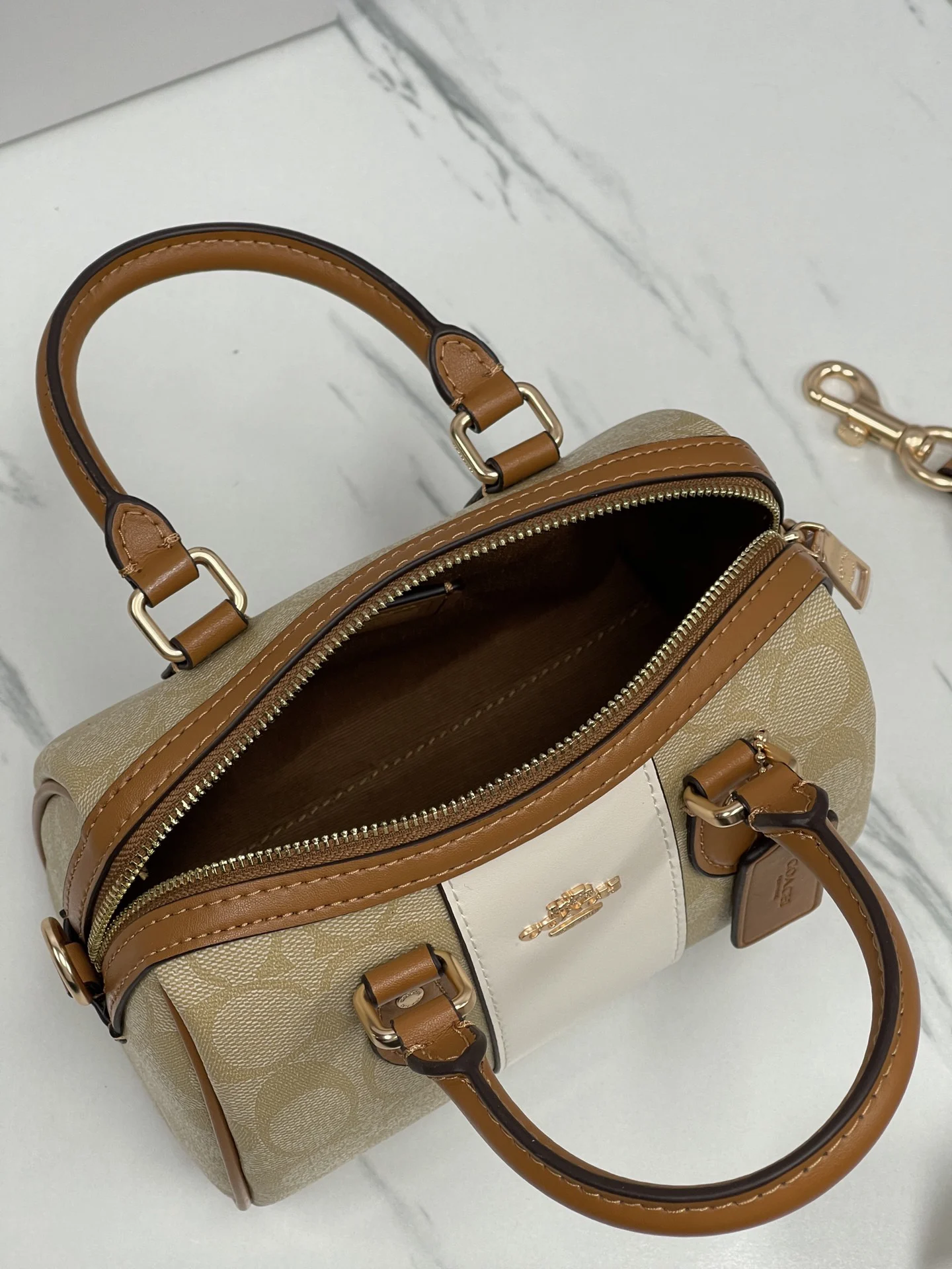 COACH Rowan Boston Bucket Pillow Bag