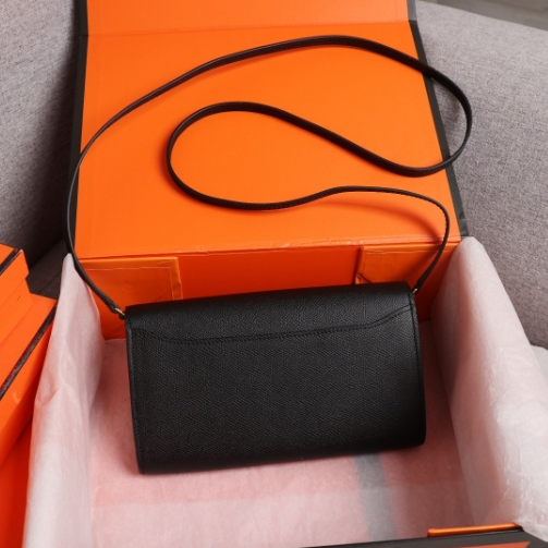 Hermes-Black Gold Buckle Crossbody Bag