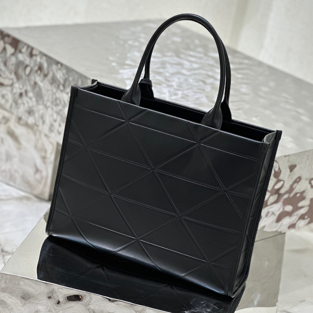 PRADA-Triangle Lattice Tote Bag (Large)