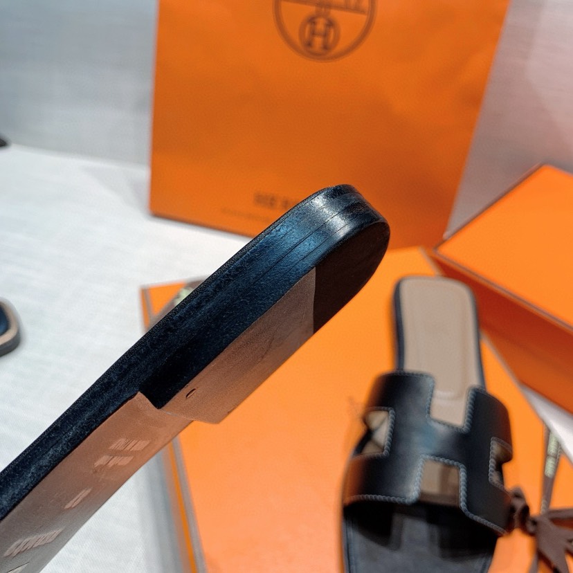 Hermès-leather slippers