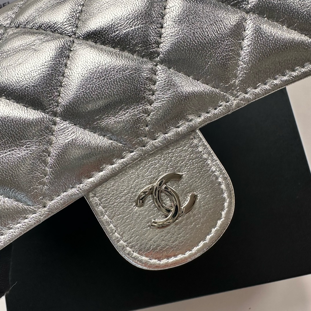 CHANEL-Lattice Caviar Cowhide Bag