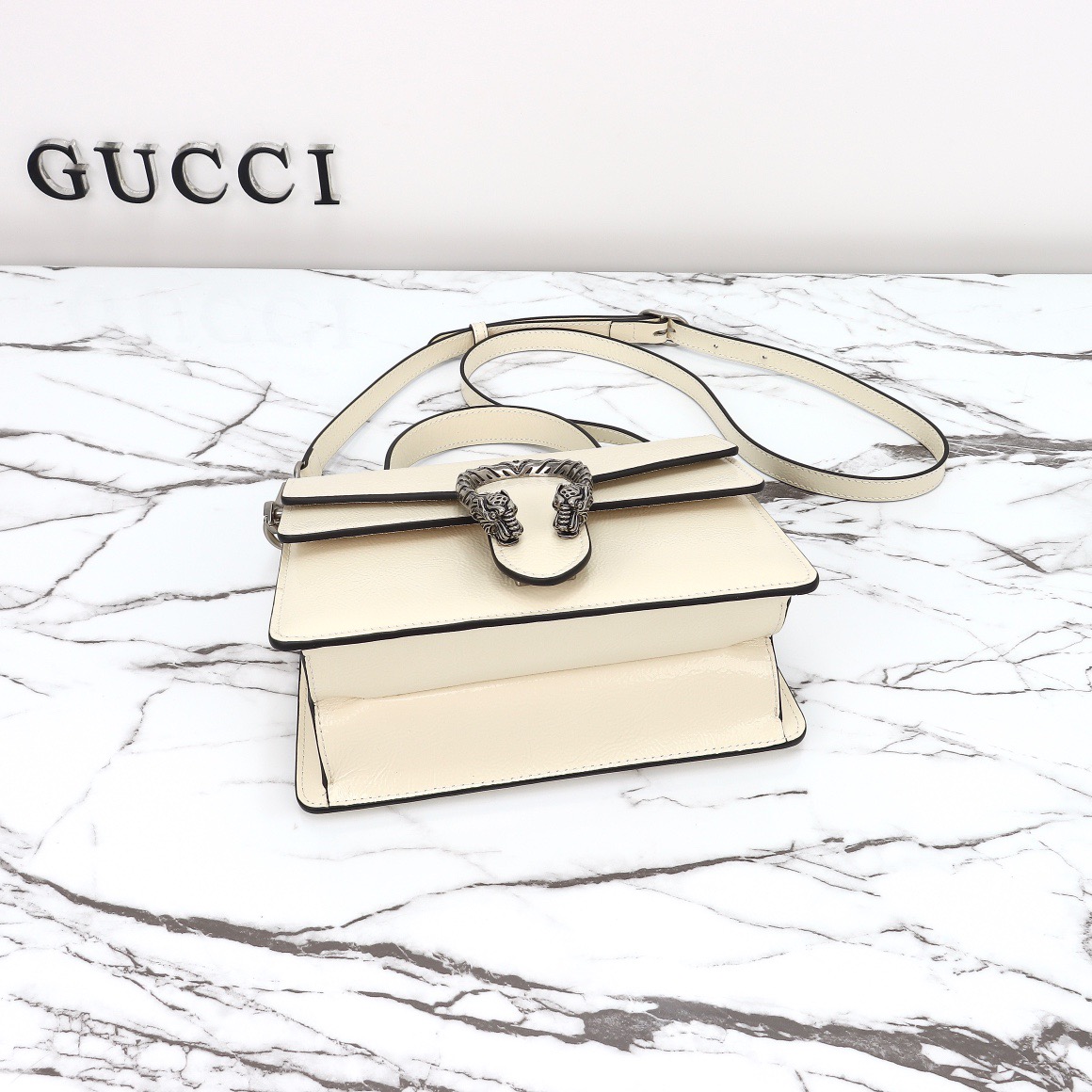 GUCCI-Dionysus series mini white handbag