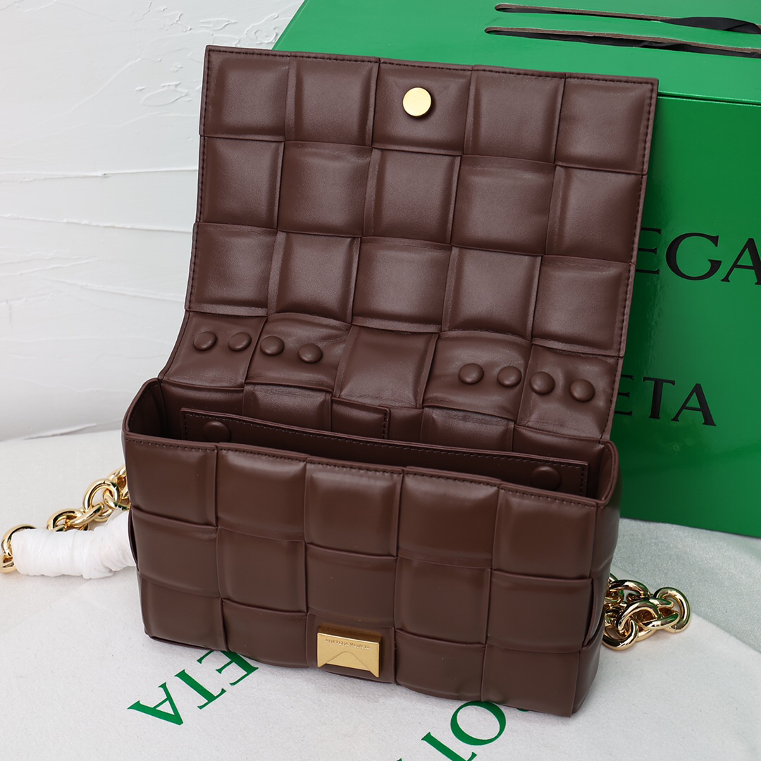 BV-Padded cassette chain pillow bag