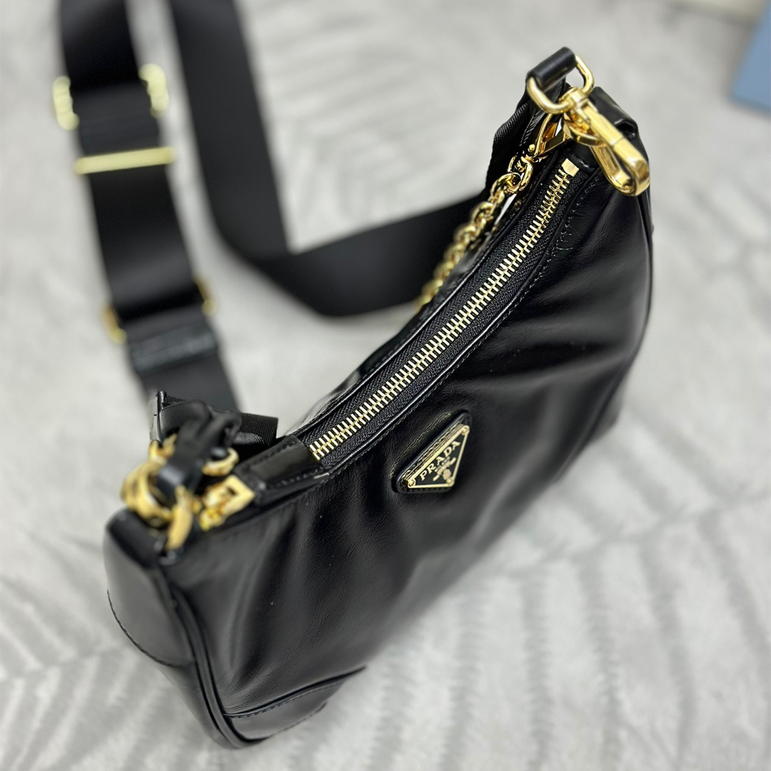 PRADA-baokuanqnylon hobo