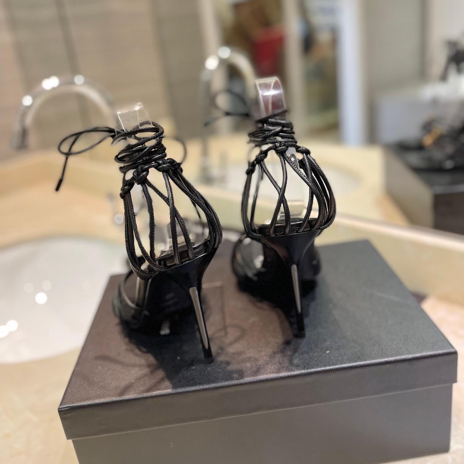 SAINT LAURENT* 25ss Heels