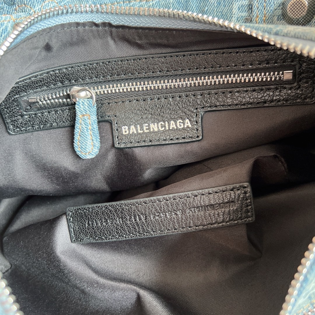 Balenciaga-Dumpling bun denim print blue