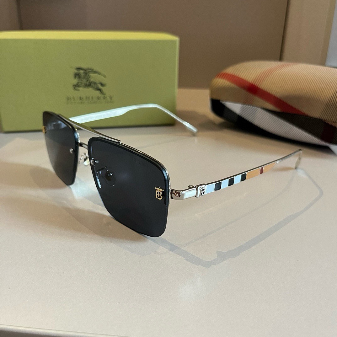 Burberry-New one-piece driving mirror Sunglasses