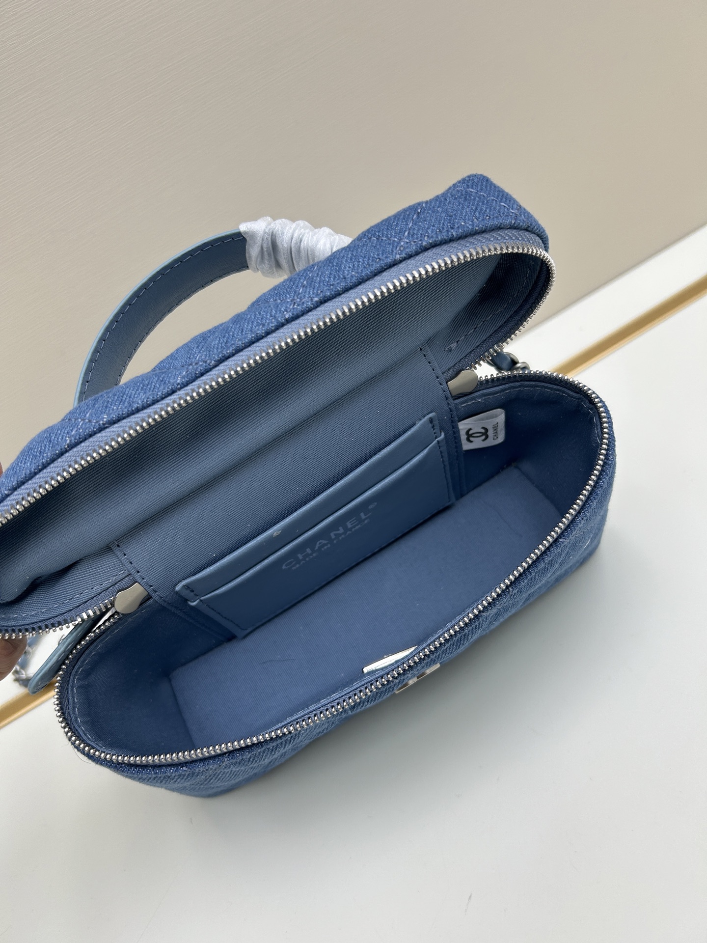 Chanel 25C LP Lunch Box Bag - Light Blue Leather