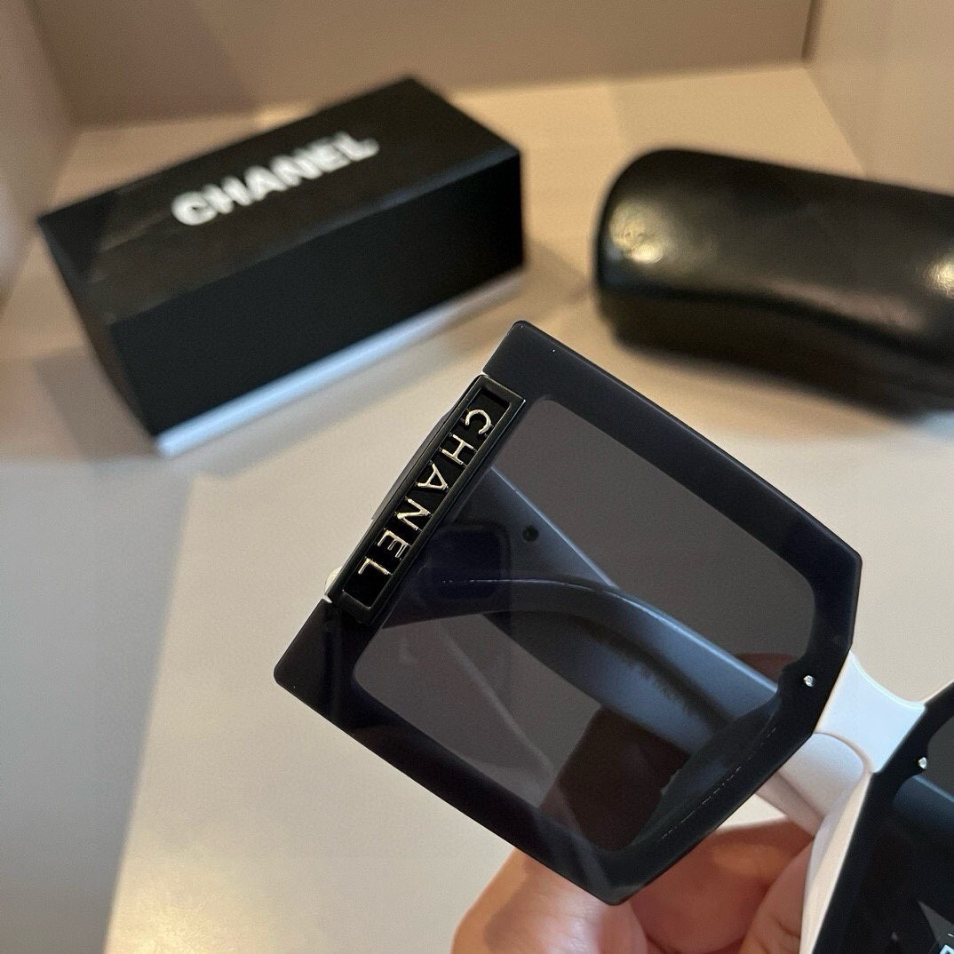 Chanel-Large Box Black and White Sunglasses
