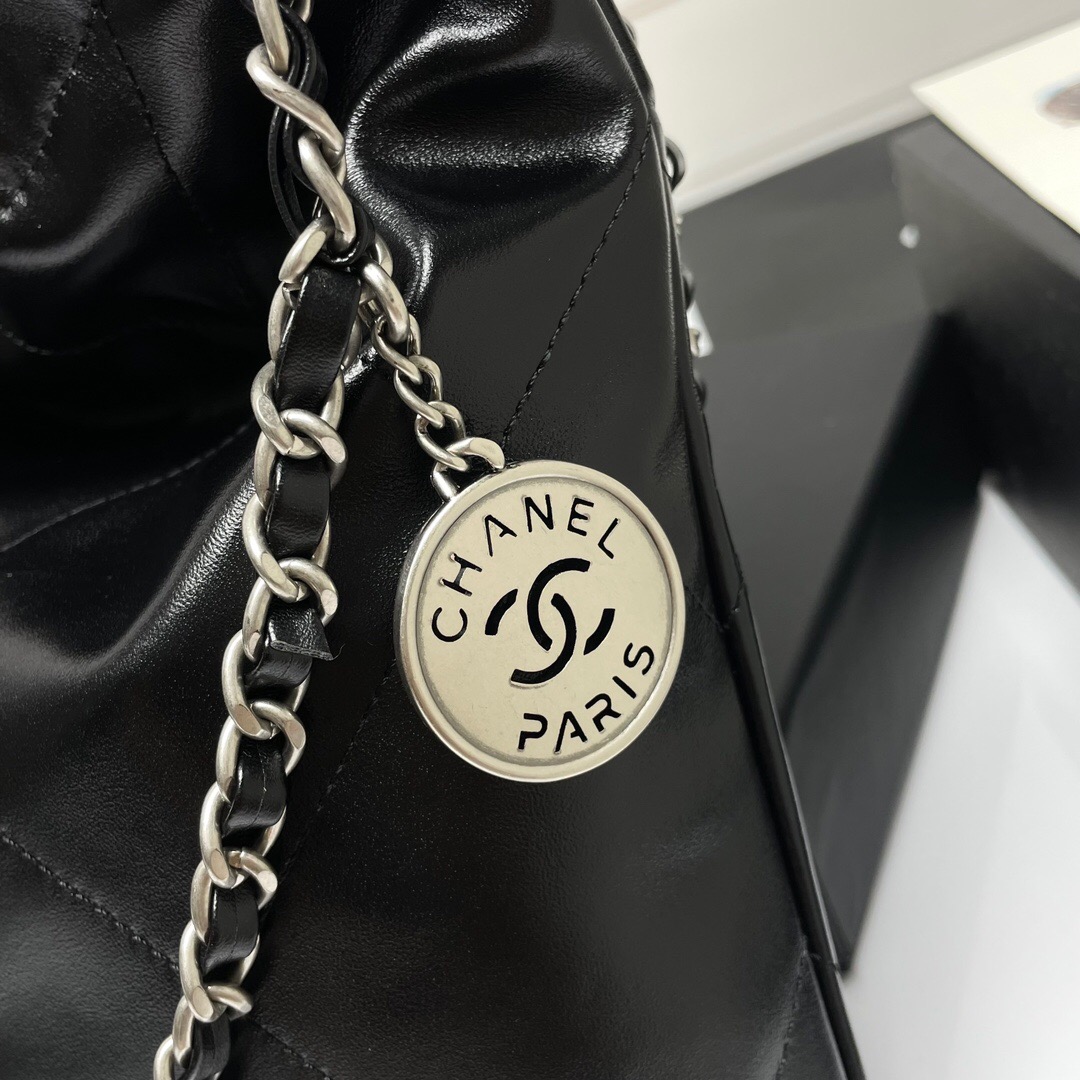 Chanel-22bag