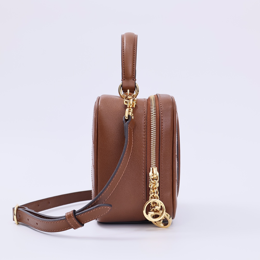 Gucci-Gucci Blondie handbag collection