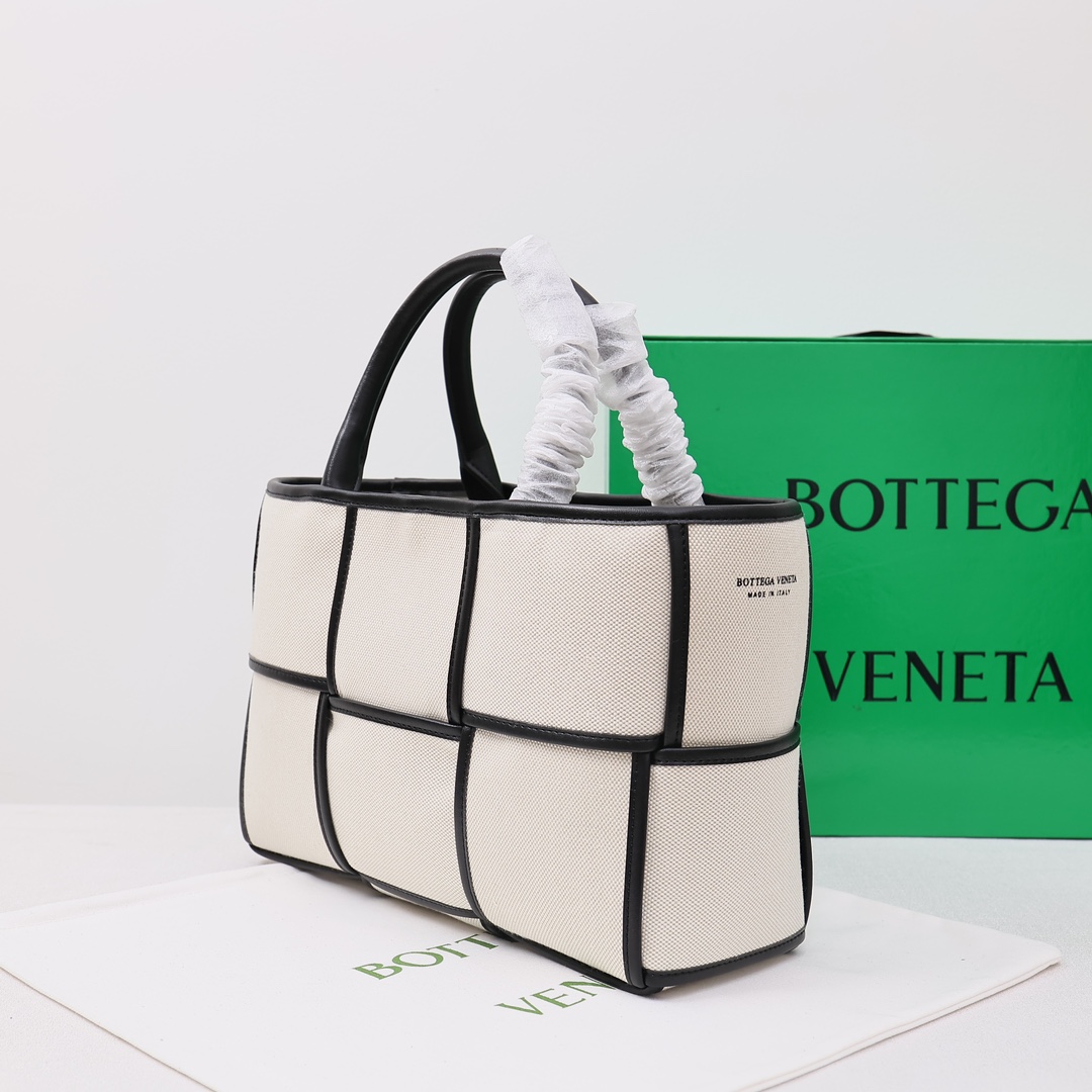 BV-Arco tote canvas bag