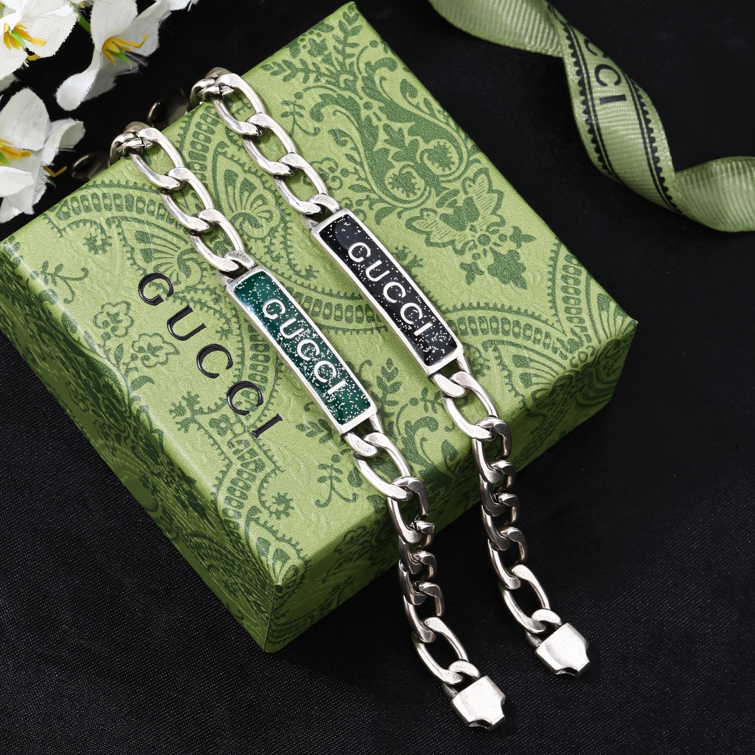 GUCCI-Double G Bracelet