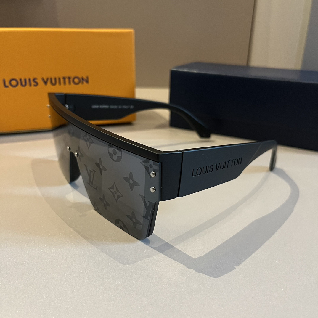 LV-Cool Style Large Box Sunglasses