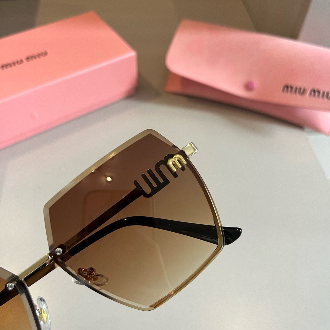 MiuMiu-2024 New Side Gold Logo Large Box Sunglasses