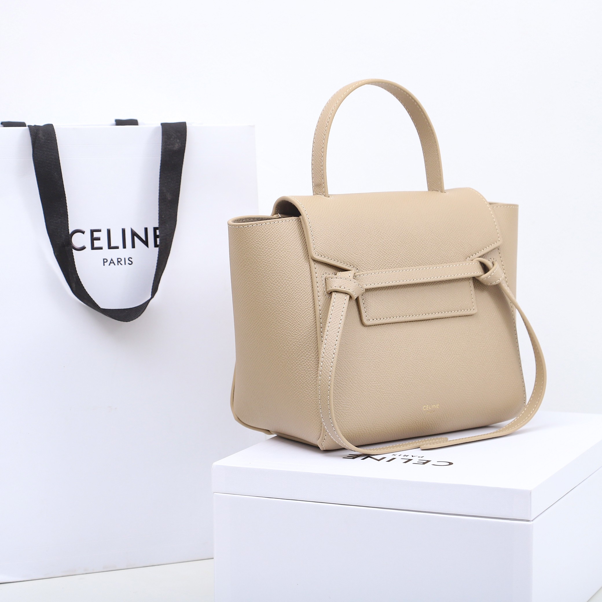 Celine-BELT NANO grain cowhide handbag  Light gray brown