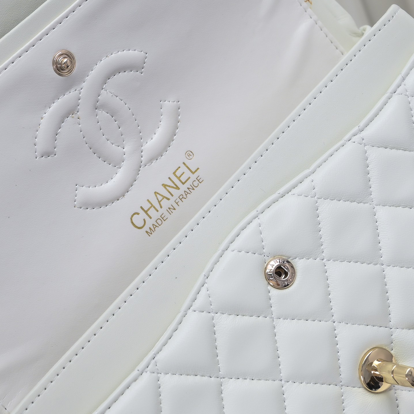 CHANEL -  Classic Flap CF Sheepskin Flap Crossbody Shoulder Bag