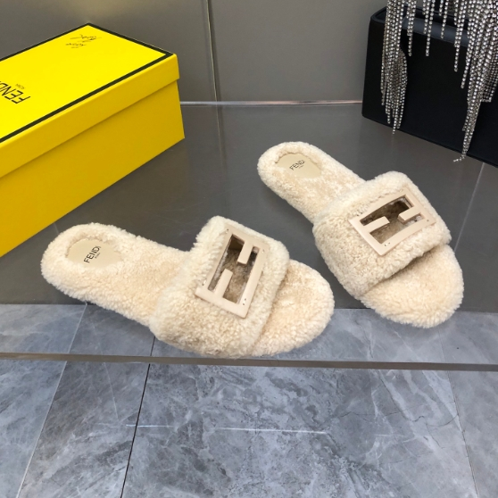 Fendi-Sheep Curly Hair Slippers