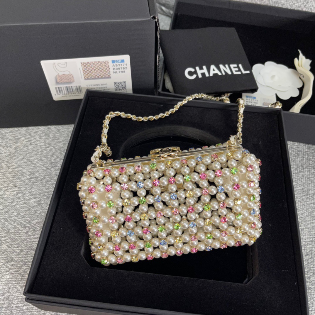 Chanel-Resort Evening Bag Pearl Glass Jewel Box