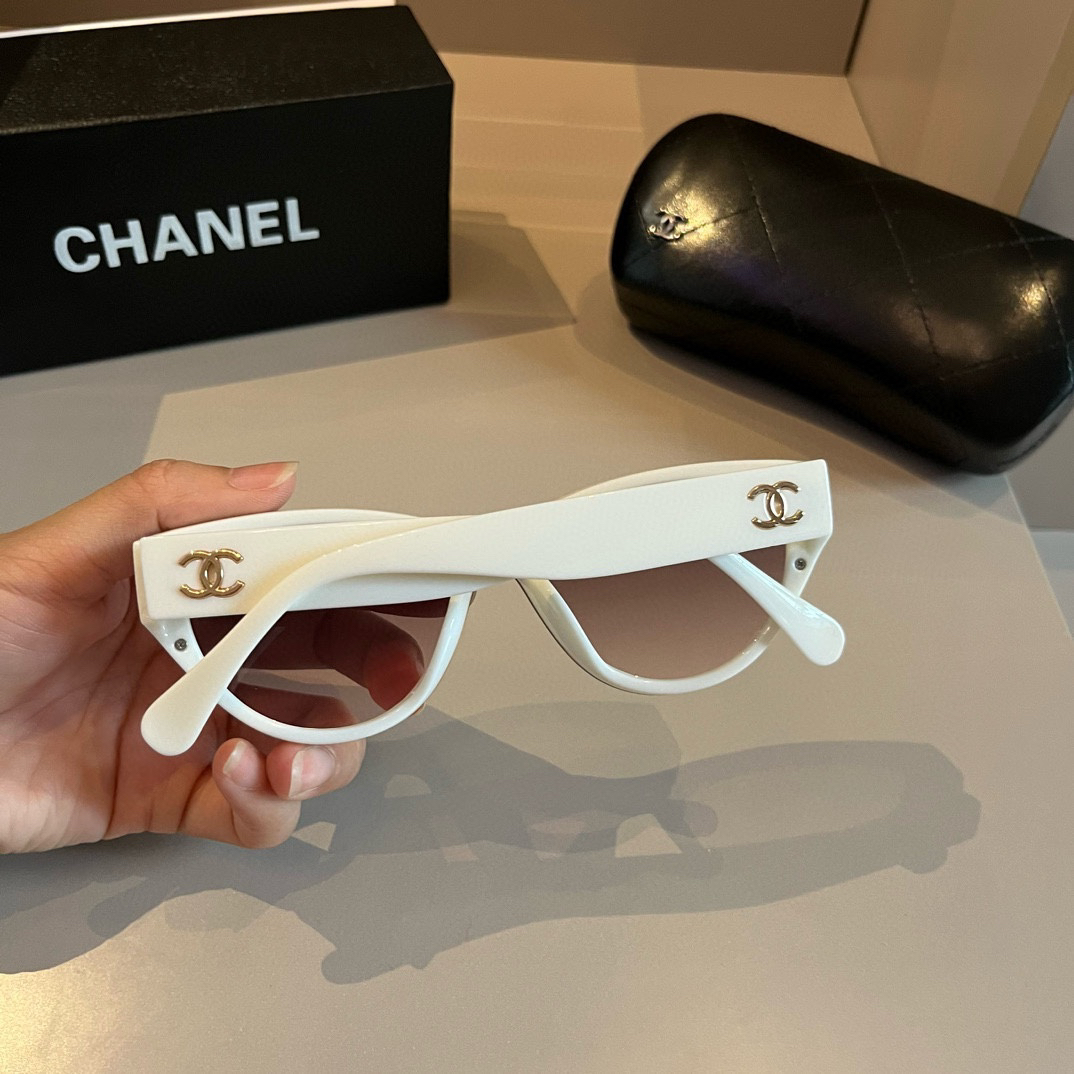Chanel-Versatile Women's Cat Eye Sunglasses