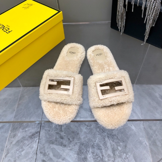 Fendi-Sheep Curly Hair Slippers
