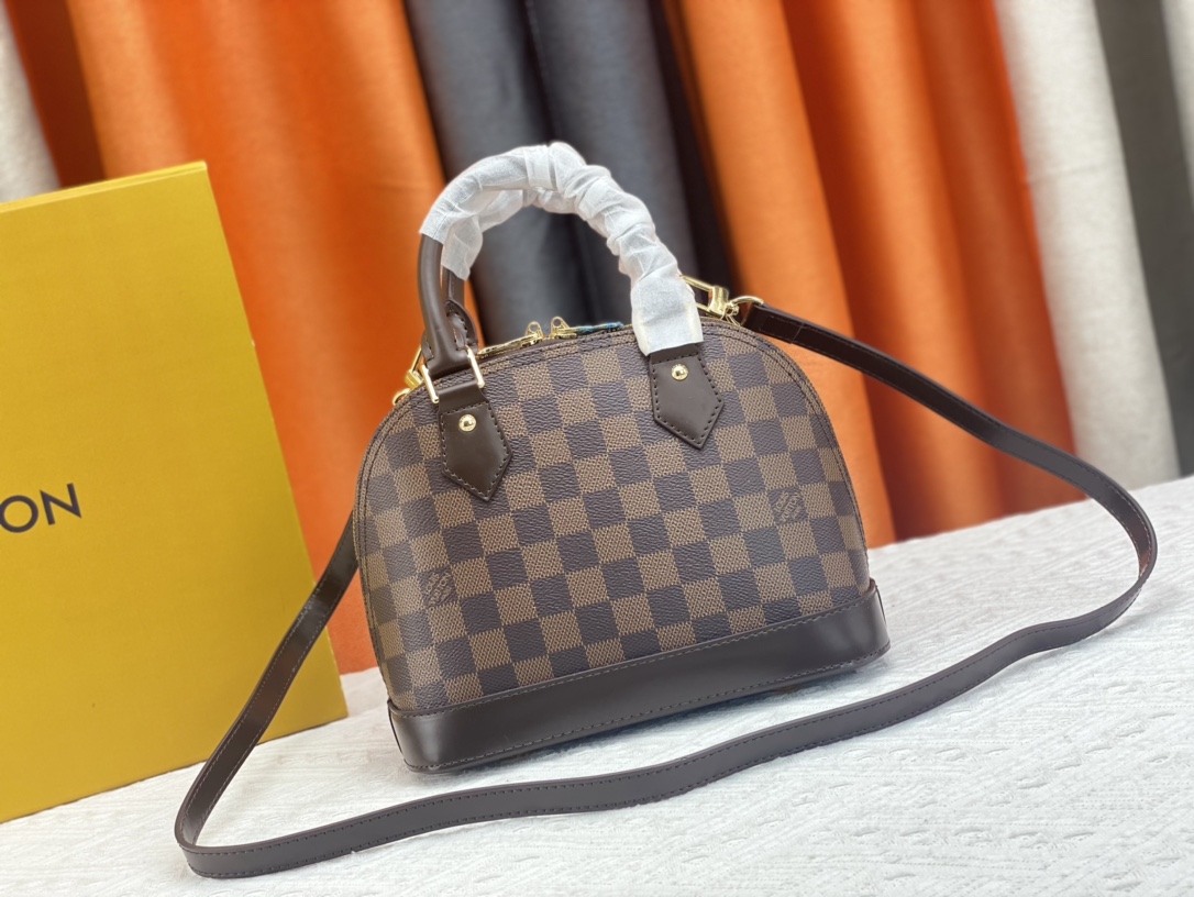 LV-Chessboard Shell Bag